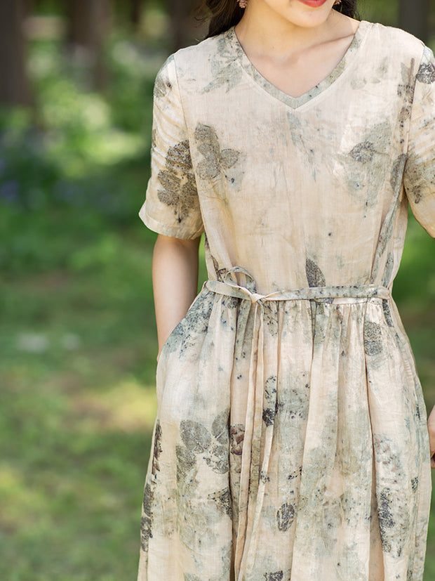 Künstlerisches Ramie-Kleid mit Tintenprint und Kordelzug für Damen in Übergröße