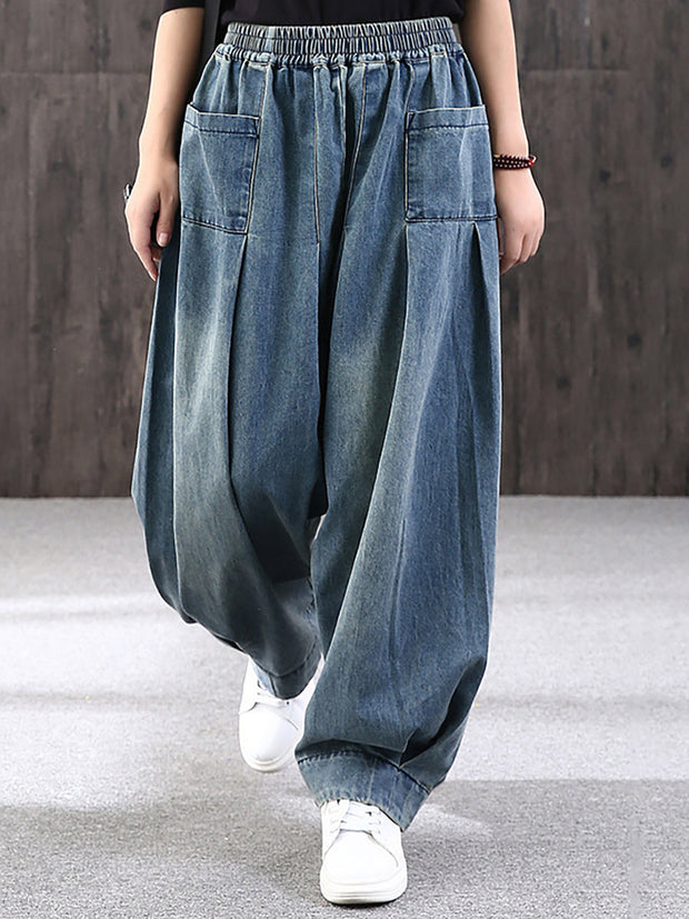 Einfache lockere Jeans in reiner Farbe