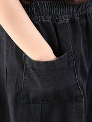 Einfache lockere Jeans in reiner Farbe