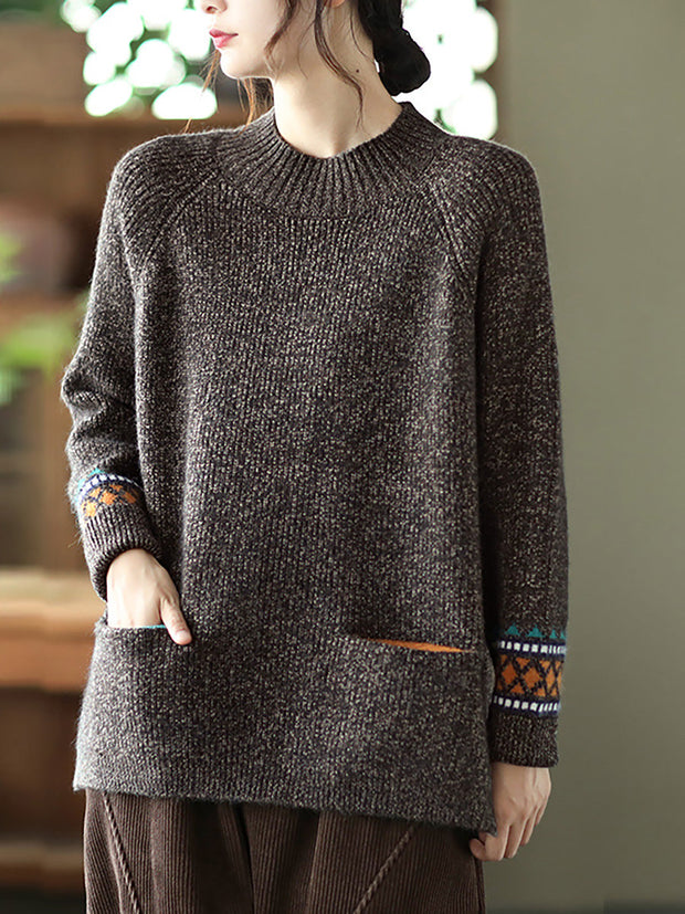 Langärmliger Strickpullover mit Rollkragen und geteiltem Saum